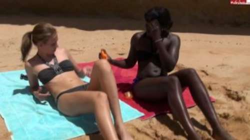 Пляжные шлюшки