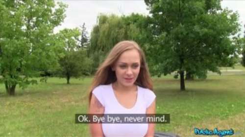 Снял телочку на улице и трахнул в машине