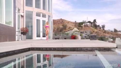 Анальный секс с жопастой: видео жирную попу трахают в анус