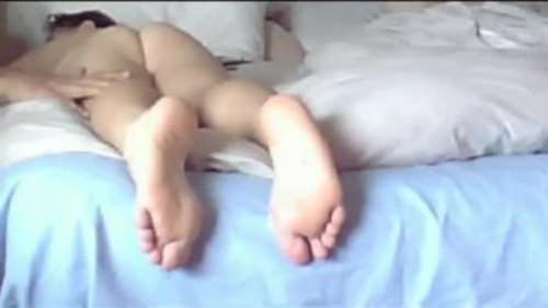 Некачественное любительское порно с семейной парой