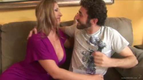 ДЕВОН ЛИ порно: анальный секс с уборщиком