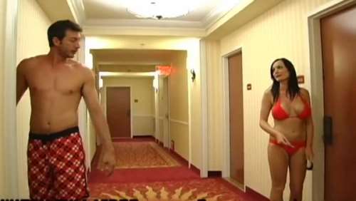 Дружеский секс с подружкой в номере гостиницы