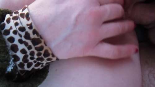 Любительское порно крупным планом как трахают жену в анал